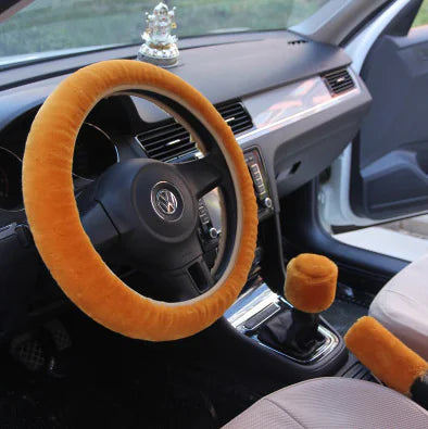 Winter Faux Wool Steering Wheel Cover Set in Pink
