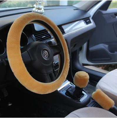 Winter Faux Wool Steering Wheel Cover Set in Pink